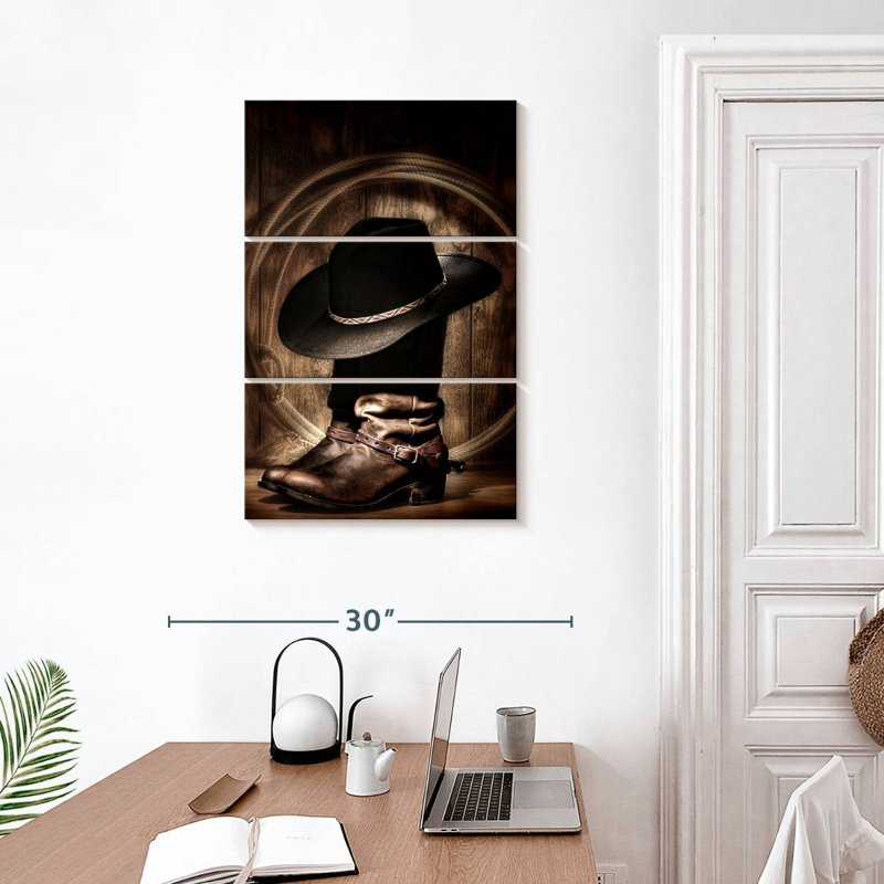 Lelar Western Rodeo Ready, 32" H x 20" W
