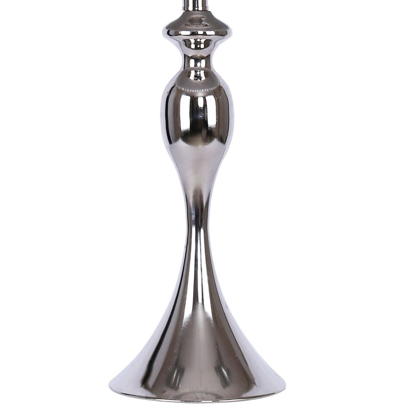 Arambula Metal Table Lamp