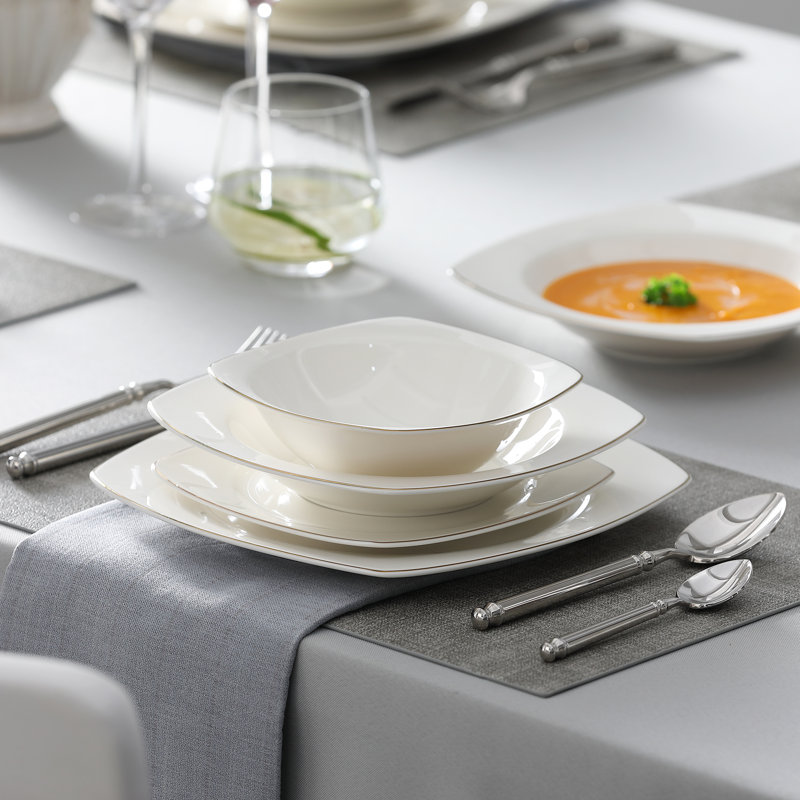 32 Piece Bone China Dinnerware Set - Service for 8