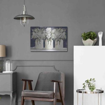 «White Floral Trio» par Cindy Jacobs
