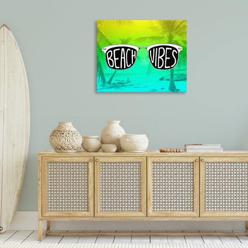 Art mural sur toile de lunettes de soleil Beach Vibes par Emily Navas, H 40 po x l 30 po