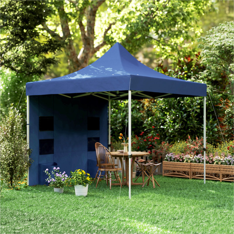 Auvent combinant une structure en métal et un design pliable avec un design réglable et un auvent extérieur bleu classique