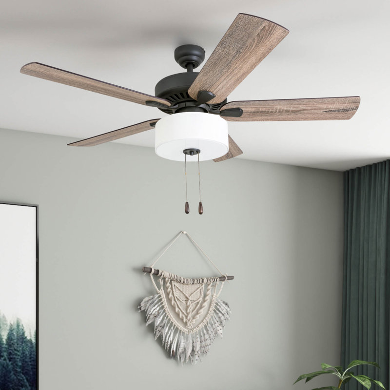 Ventilateur de plafond Canoe Ridge, Noir avec pales en pin brut