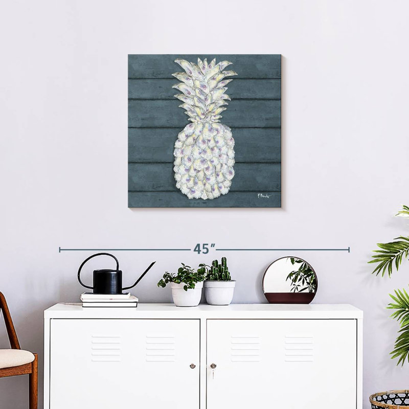 Yarlin Oyster Cluster V, 24" H x 24" W