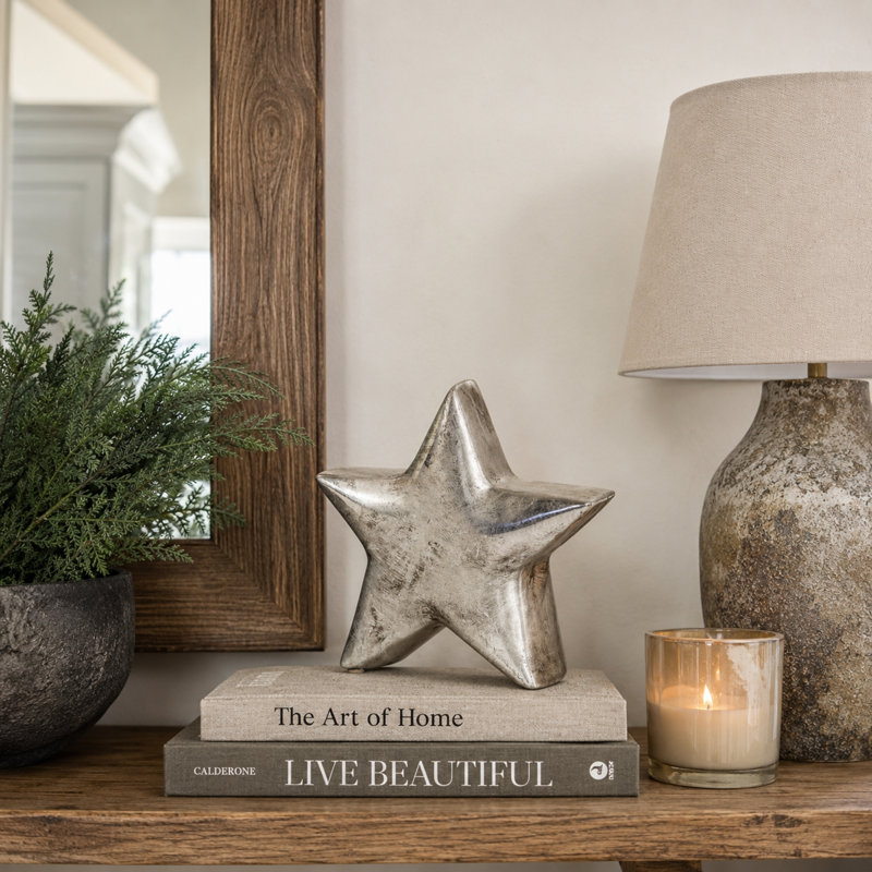 Raines Distressed Star, 7.5" H x 7.5" W x 3.5" D, Silver