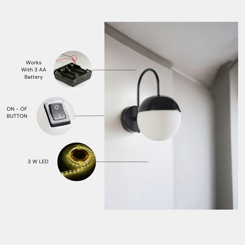 Garwin LED Wallchiere, Black
