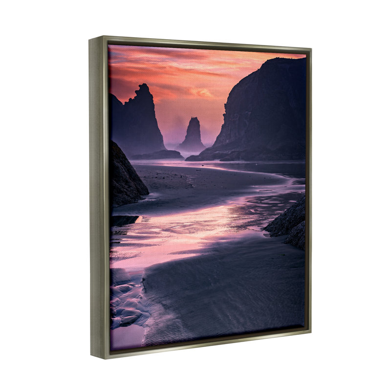 «Vivid Sunrise Beach Foam Shore» par Rick Berk - photographie, H 31 po x l 25 po x P 1,7 po, Cadre flottant gris lustré