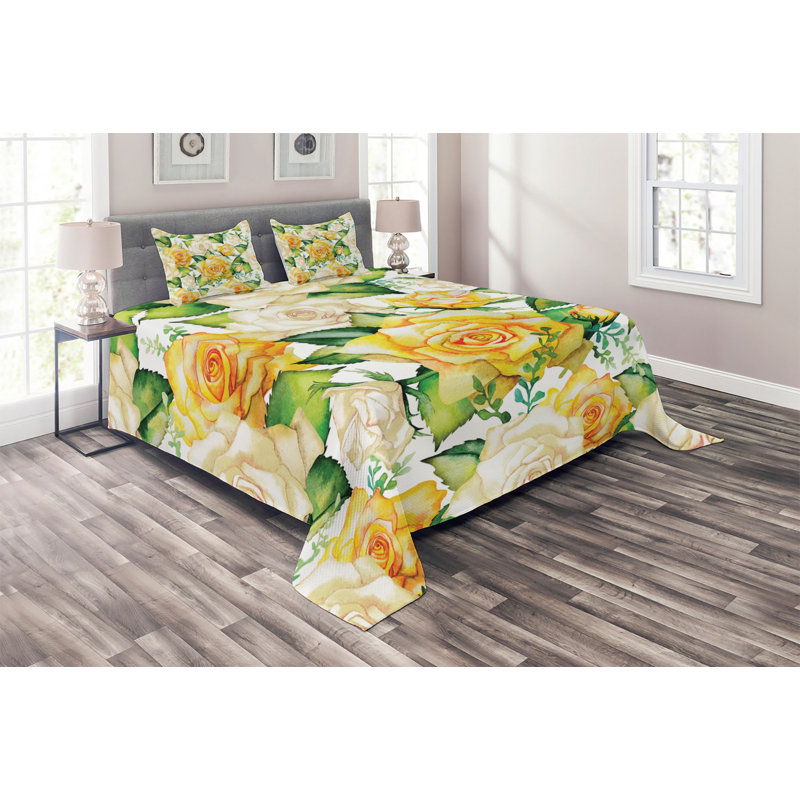Farmhouse / Country Floral Coverlet