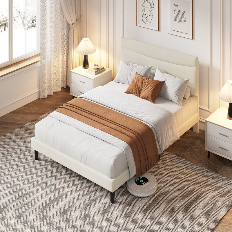 Bed, Beige