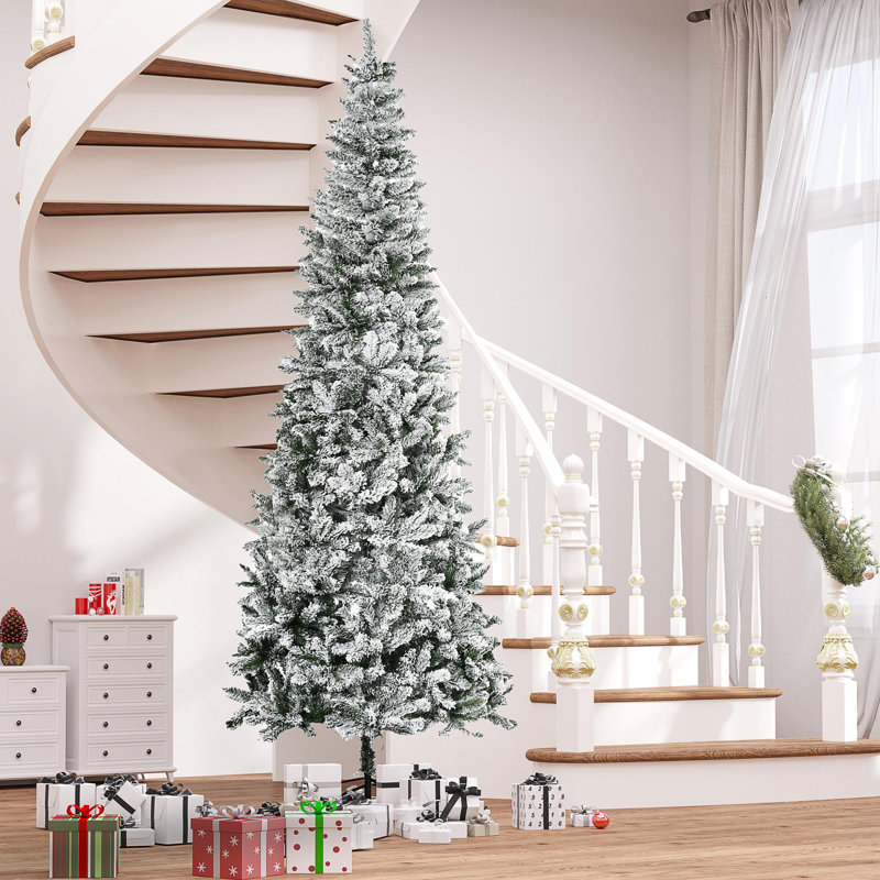 Arbre de Noël artificiel pin enneigé 9 pi