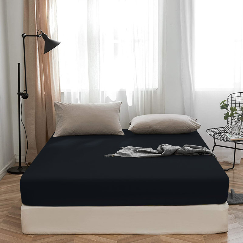 Super Soft 200 Thread Count Microfiber Brushed Fitted Bed Sheet, Super King (6'), Black
