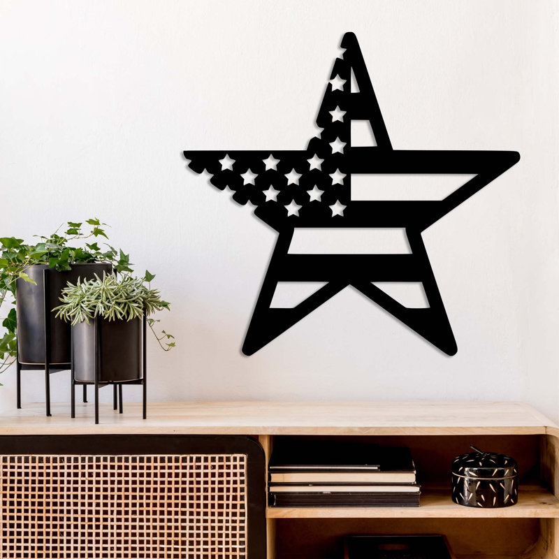 American Flag Star Wall Art - Patriotic USA Star Decor - Rustic Americana Wall Hanging - Vintage Metal Star Sign - Farmhouse Outdoor Indoor Decor - Freedom Theme Wall Decoration - Large Statement Art Piece
