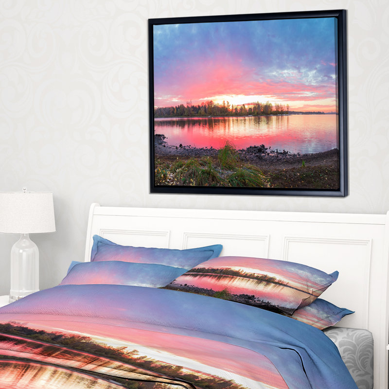 Magnifique lever de soleil d'automne sur la rivière, H 30 po x l 40 po x P 1,5 po, Toile avec cadre flottant