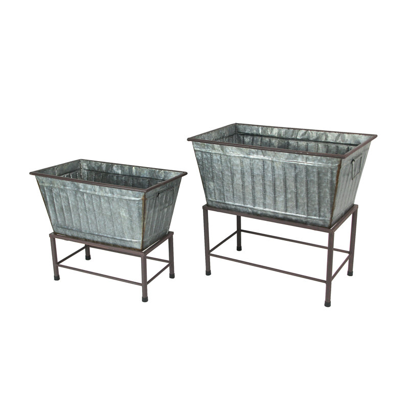 Adamantia Metal Elevated Planter