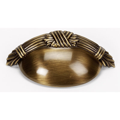 Ribbon And Reed Cup / Bin Pull