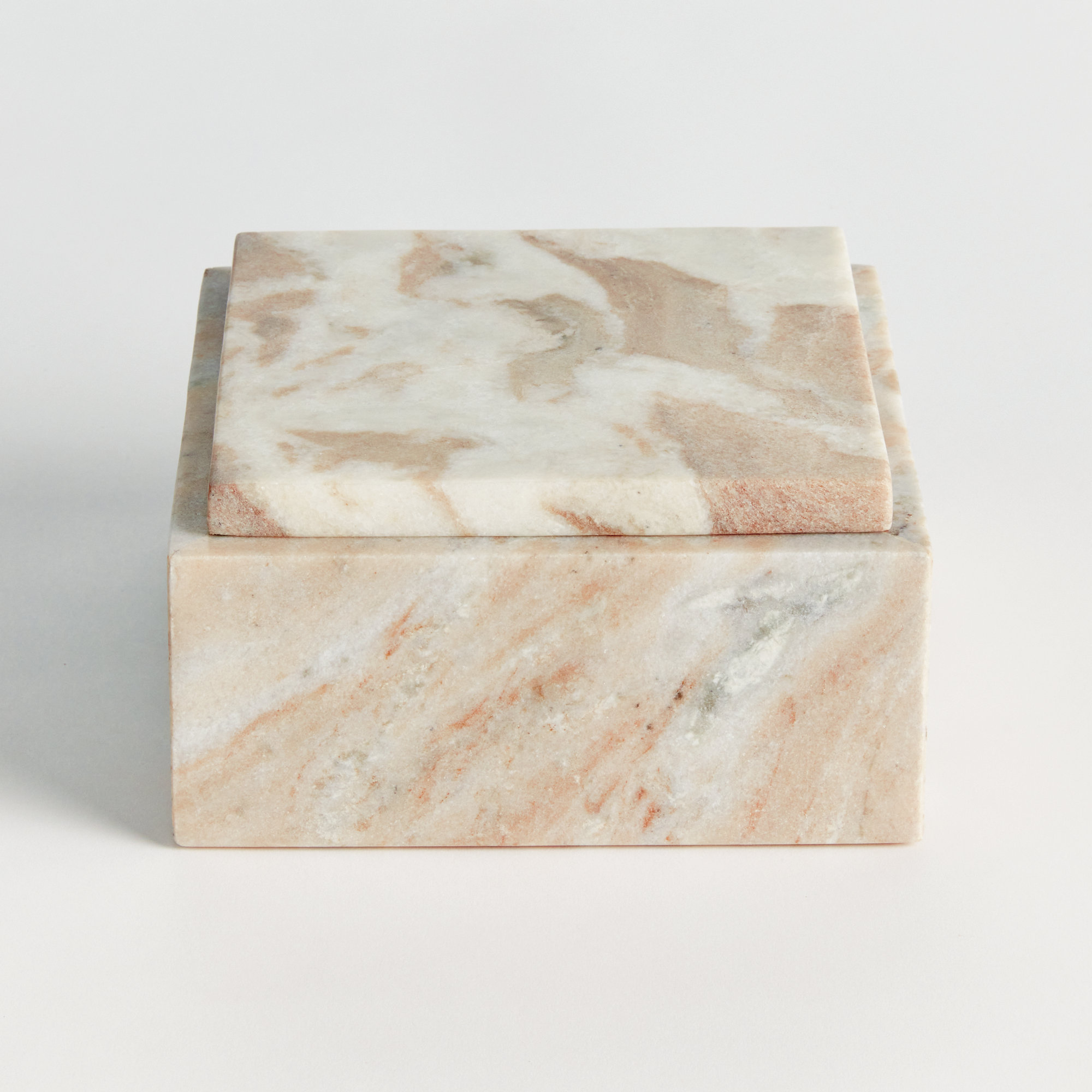 JAQUELINE SQUARE LIDDED BOX WIDE, 3.5" H x 5" W x 5" D, Beige/White