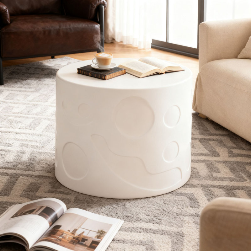Table d'appoint ronde pour le salon sans assemblage