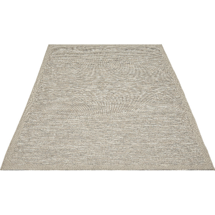 Hisela Area Rug