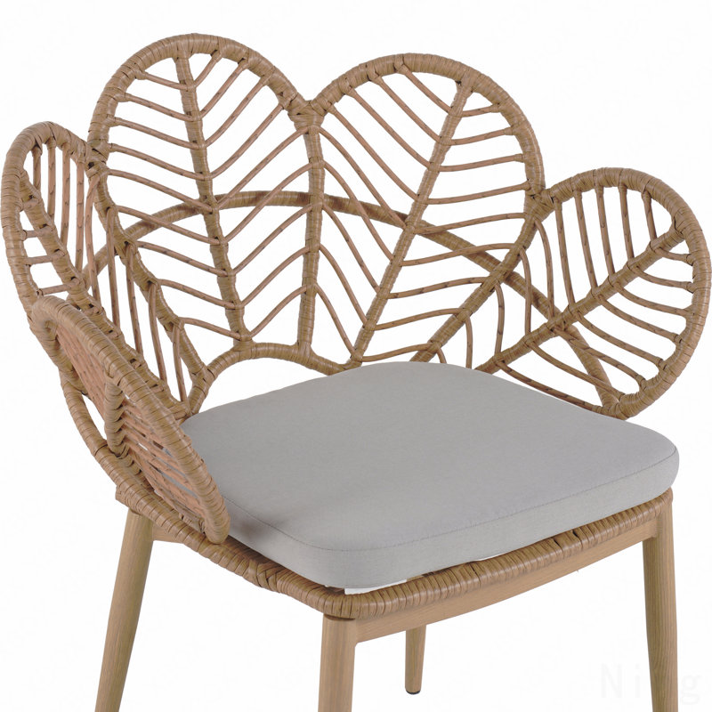 Ensemble de conversation pour patio 7 pièces, chaise de salle à manger en faux osier clair avec coussin beige 6 pièces et table de salle à manger en bois d'acacia 1 pièce