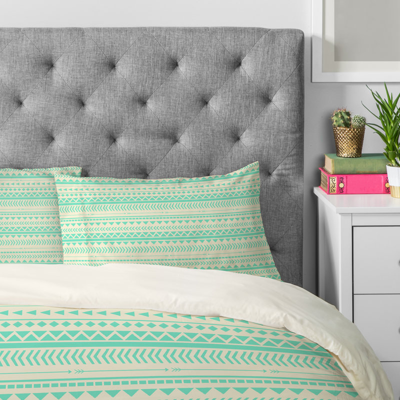 Allyson Johnson Geometric, Standard