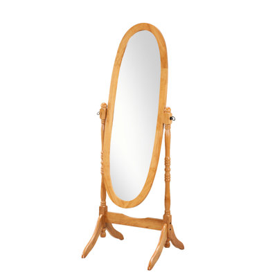 Miroir de plancher de style traditionnel en chêne. Réflexion du corps avec verre ovale allongé. Poteaux tournés autoportants et pieds courbés entre crochets. Magnifique chêne pour plus de style. Inclinable