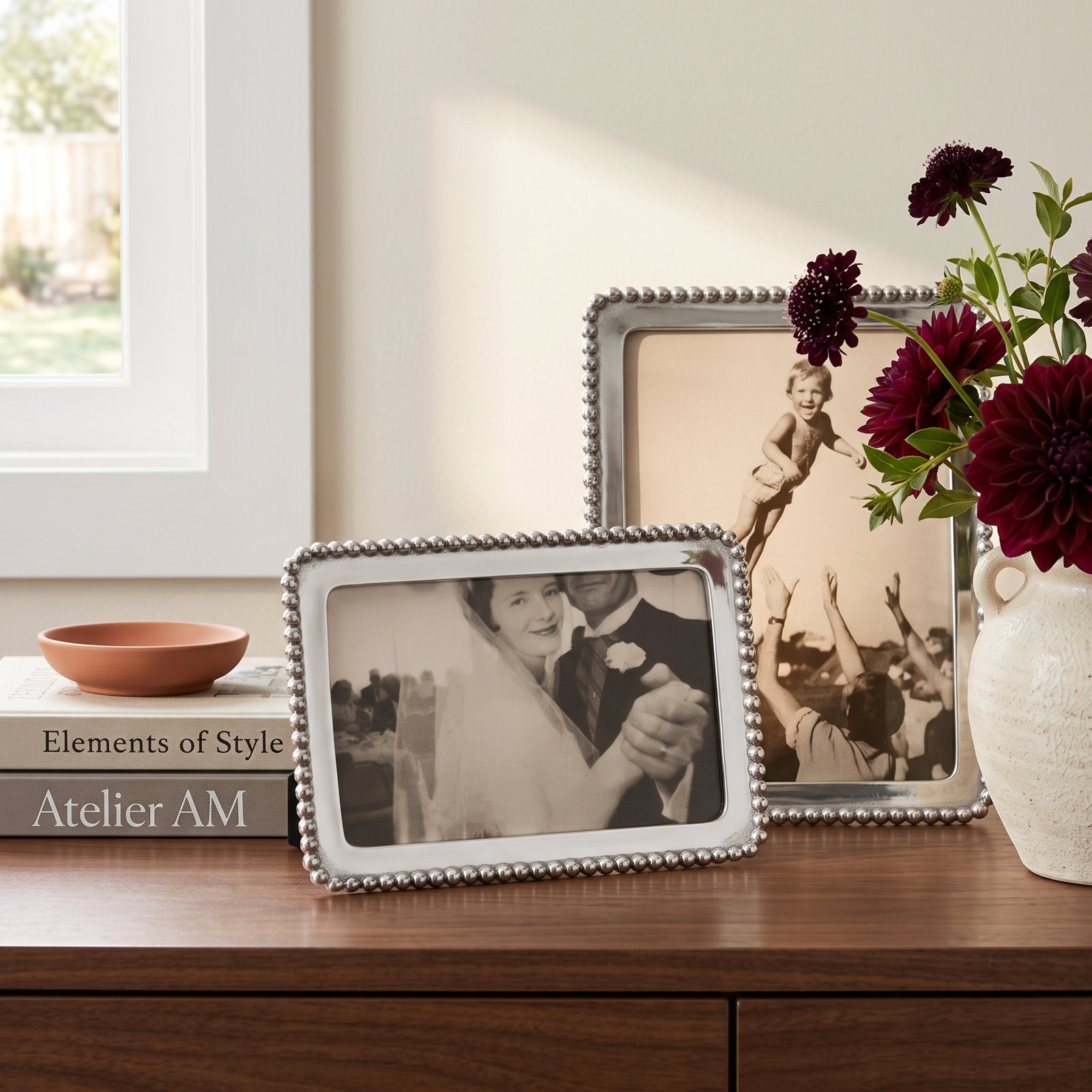 String of Pearls 4" x 6" Picture Frame