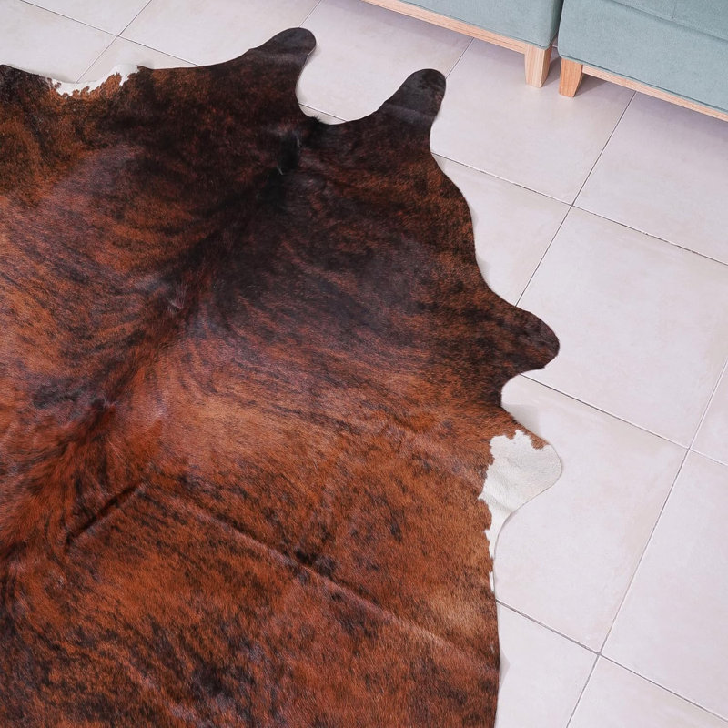 Grand tapis en cuir de vache véritable 5 x 7 pi pour salon - de l'Argentine, Exotique