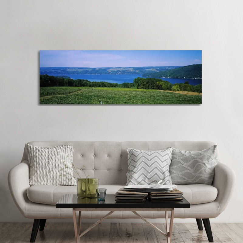 Paysage de vignoble, lac Keuka, Finger Lakes, New York, États-Unis - Giclée sur toile tendue avec châssis, H 24 po x l 72 po