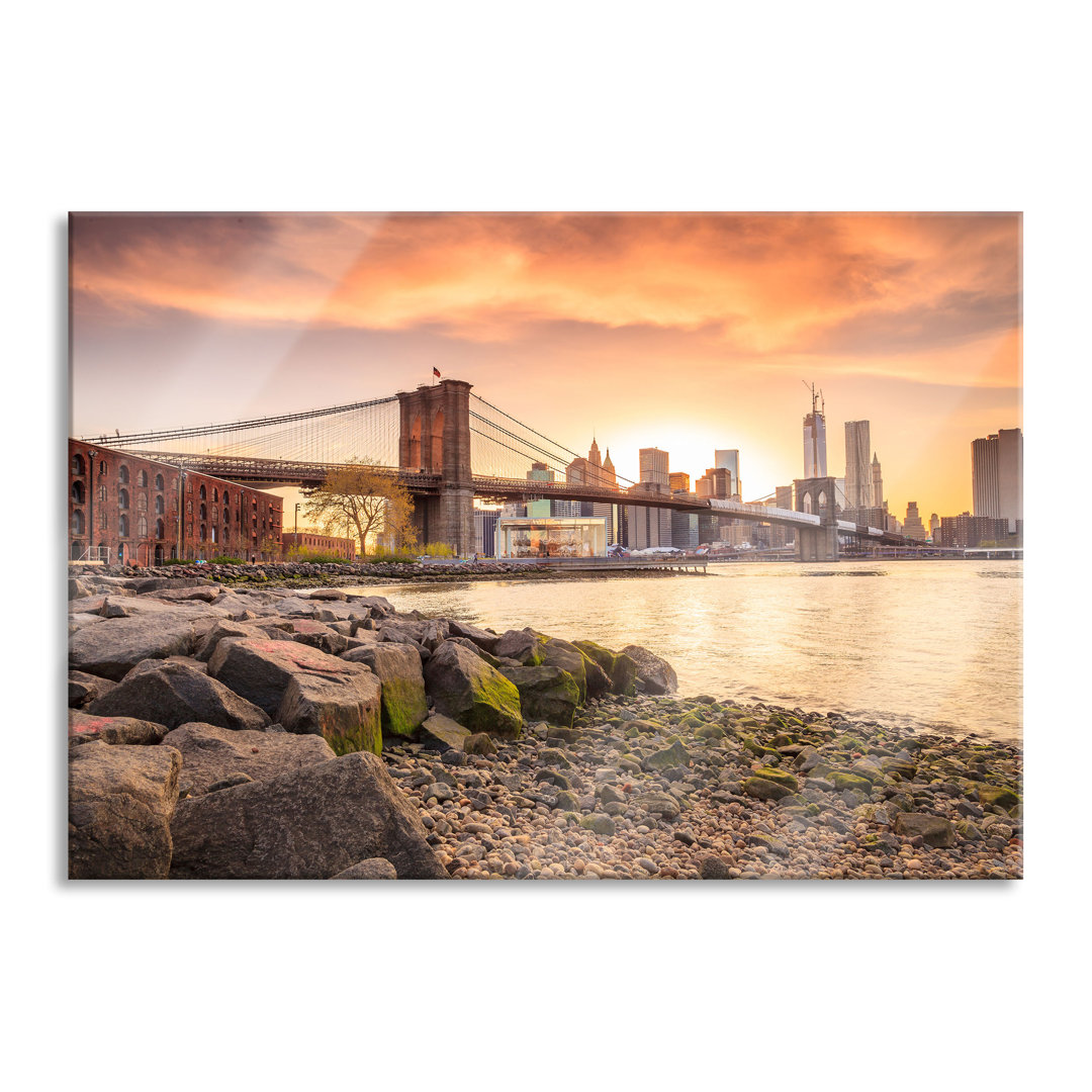 Glasbild Brooklyn Bridge bei Sonnenuntergang