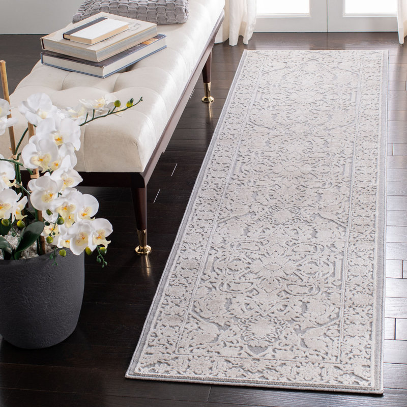 Calidia Oriental Light Gray Area Rug, Runner 2'3" x 6'