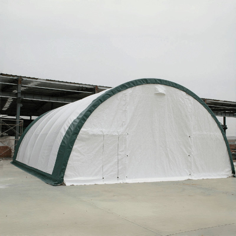 Abri de rangement à arc en treillis simple l 30 pi x P 65 pi, PVC 18 oz, structure en acier galvanisé robuste