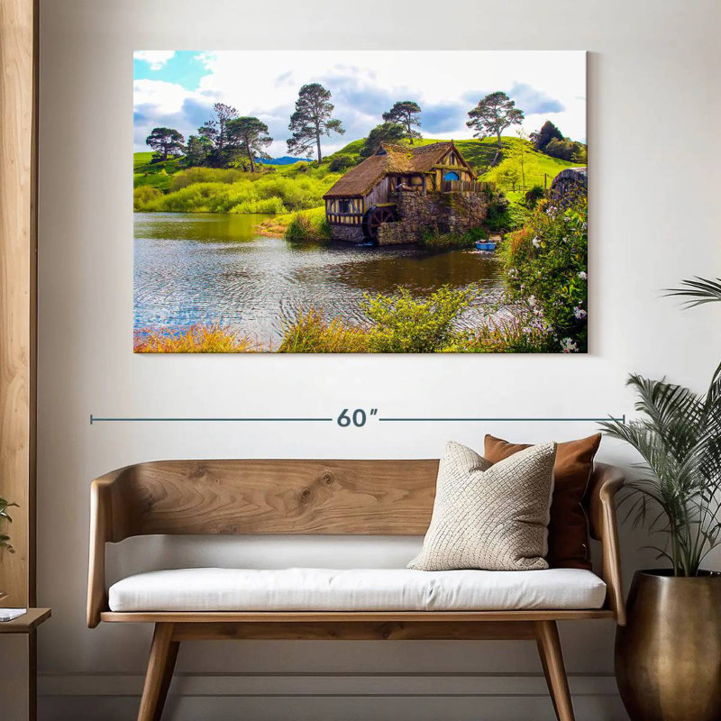 Ravi Hobbiton, 34" H x 51" W