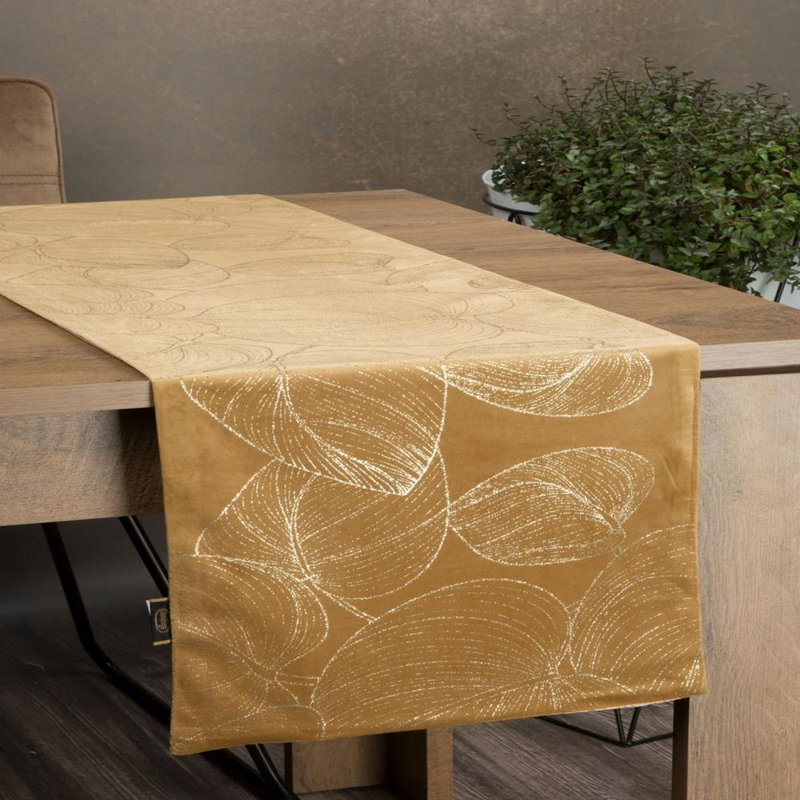 Hollenberg, 35cm W x 140cm L, Gold
