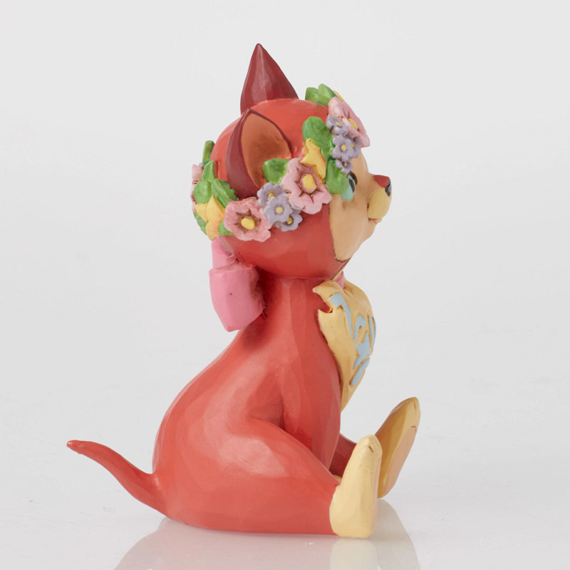 Figurines & Sculptures