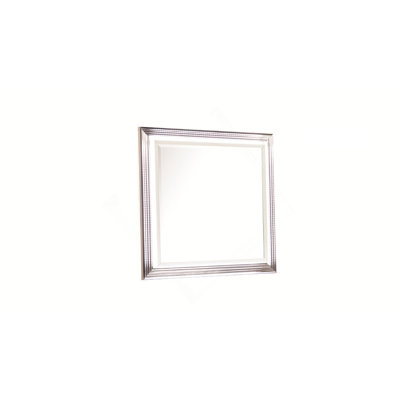 Miroir Desire - cadre éclairé à DEL avec bordure métallique et surface de vision généreuse pour une touche sophistiquée et fonctionnelle dans la chambre à coucher (INCLUT SEULEMENT LE MIROIR)