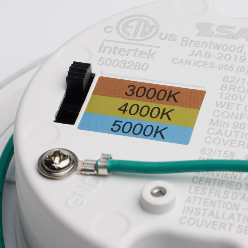 Plafonnier encastré simple à 1 lumière DEL 4,67 po, Nickel brossé