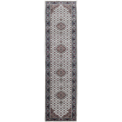 Wool Oriental Area Rug in Ivory