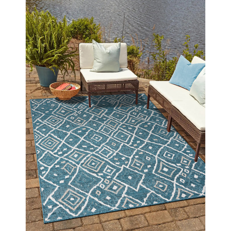 Kemo Abstract Indoor Rug, Rectangle 5' x 6'11"