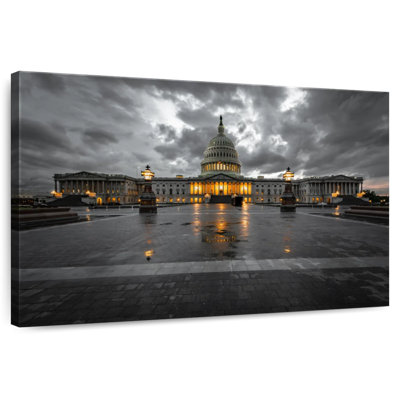 Lilie Stormy US Capitol