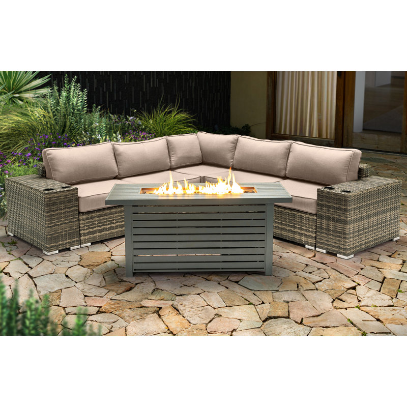 Ensemble de conversation Lsi pour 4 personnes avec foyer et coussins Sunbrella, Beige Sunbrella