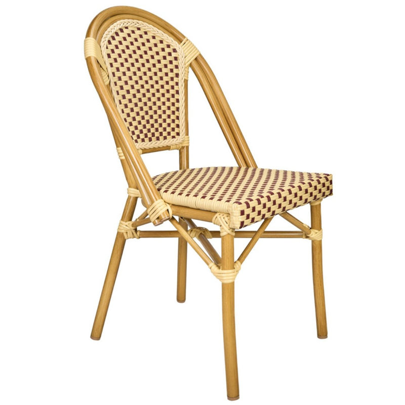 L'ensemble français comprend une table de 40 po et 4 chaises avec accoudoirs par Chivari, Marron