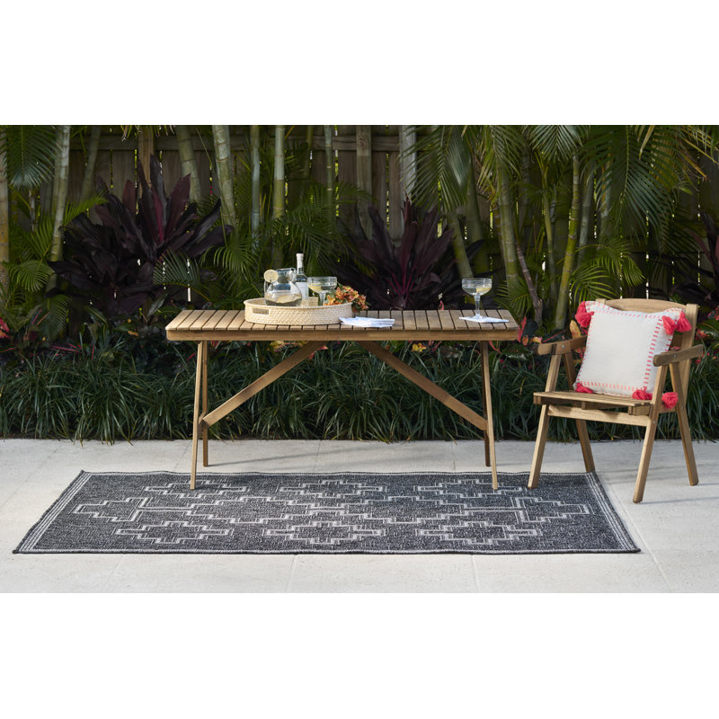 Black Rectangular Synthetic 5' x 7' Stain-Resistant Rug