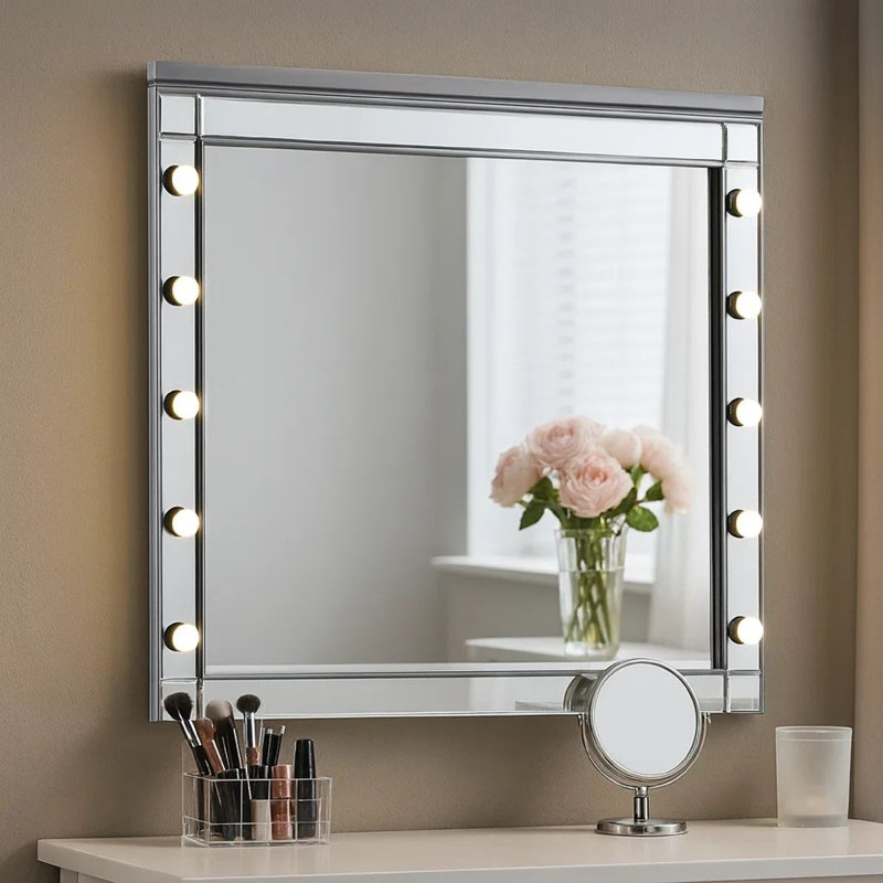 Omeshia Mirror, Silver