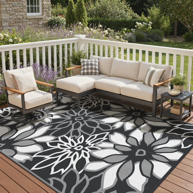 Recycled P.E.T Floral Rug, Black; White, Rectangle 5' x 8'