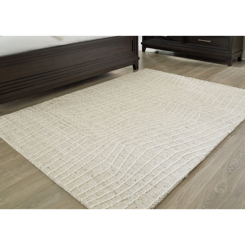 Gray and Ivory Abstract Tufted Wool 5' x 7' Rug