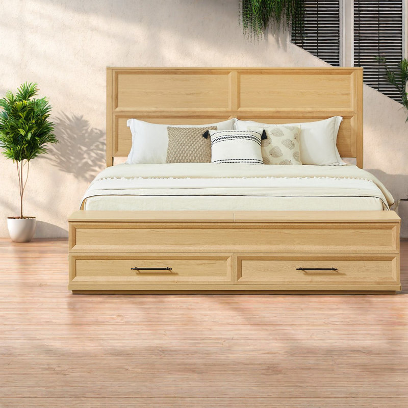 Très grand lit en chêne peu encombrant avec banc de rangement multifonctionnel et style moderne