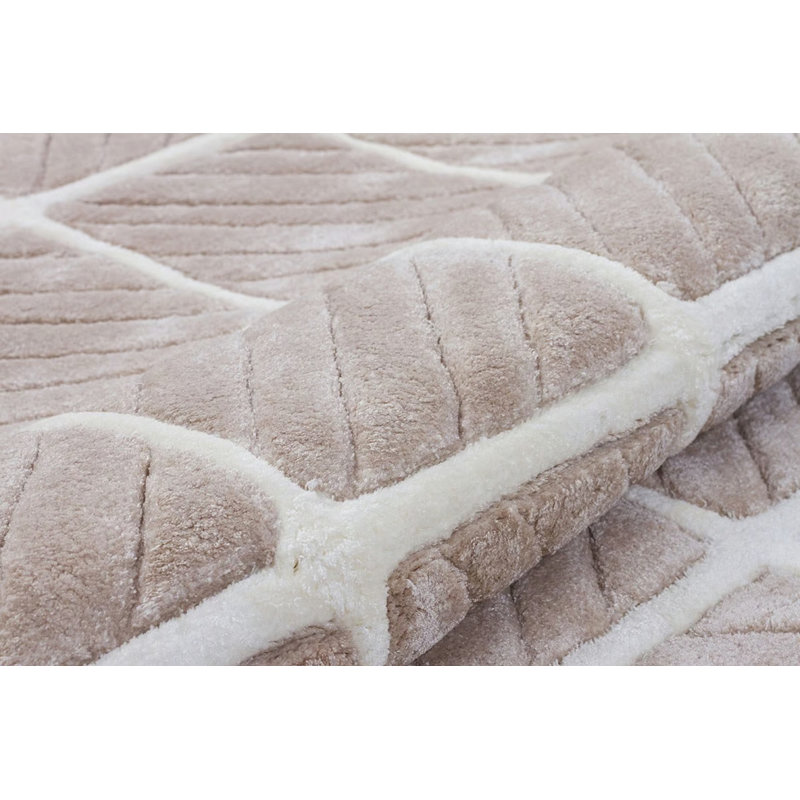 Viscose Geometric Indoor Rug, Tapis de couloir 2 pi 7 po x 6 pi 7 po
