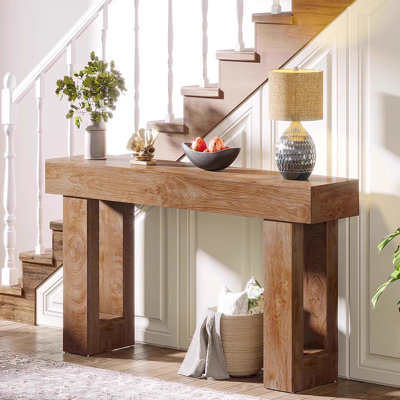 Console en bois massif de style français.