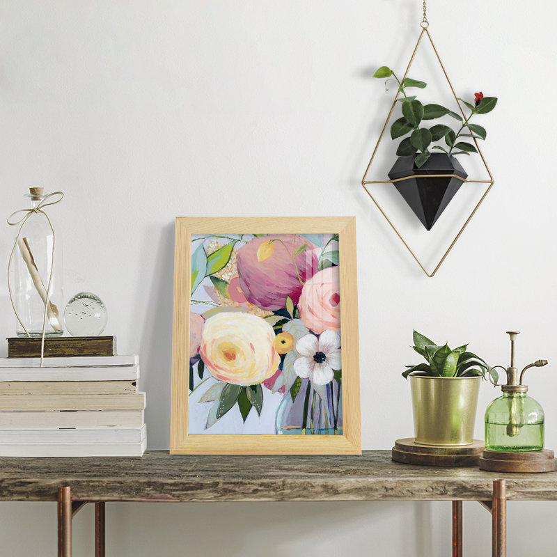 Georgia Bouquet I, encadré sur papier, H 11 po x l 9 po x P 1 po, Naturel