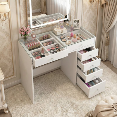 Makeup Table